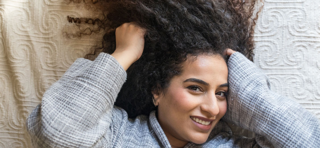 Soins de nuit pour cheveux boucl&eacute;s, ondul&eacute;s et textur&eacute;s